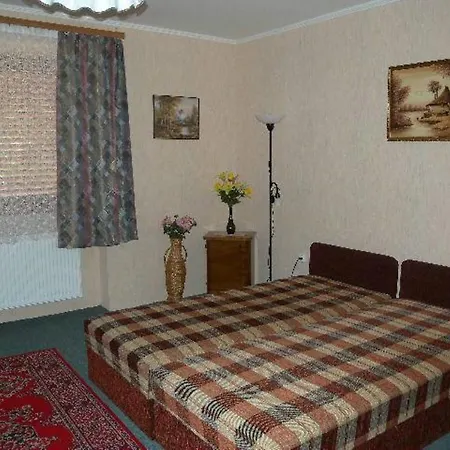 Rozsakert Apartment Poroszlo